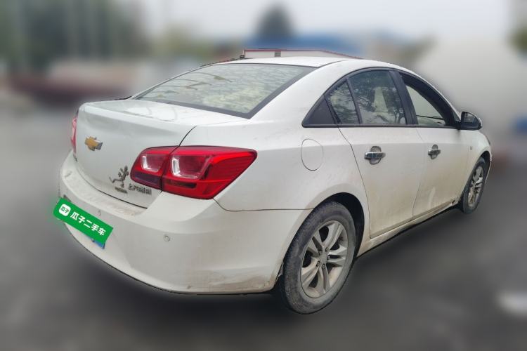 Used Chevrolet Cruze 2015 1.5L Classic SE MT
