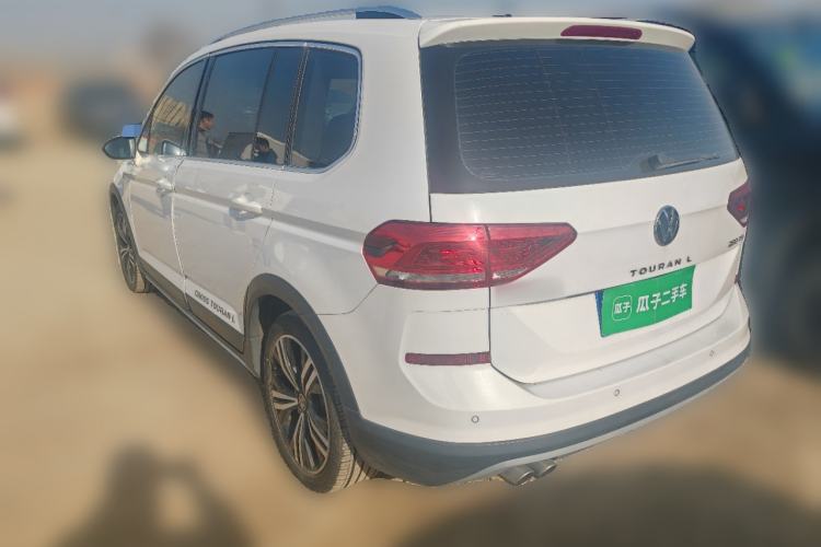 Used Volkswagen Touran 2021 Volkswagen Touran L 280TSI DSG Boundary Edition 7-Seater