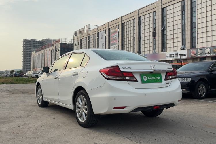 Used Honda Civic 2014 1.8L automatic comfort version Exterior 2