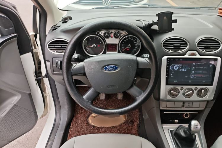 Used Ford Focus 2013 Hatchback Classic 1.8L Manual Base Model