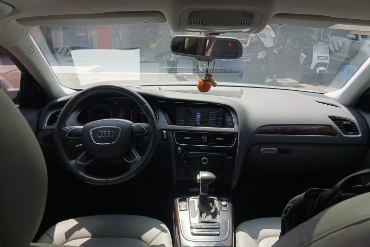 Used Audi A4L 2016 30 TFSI Collector's Edition Automatic Comfort Model
