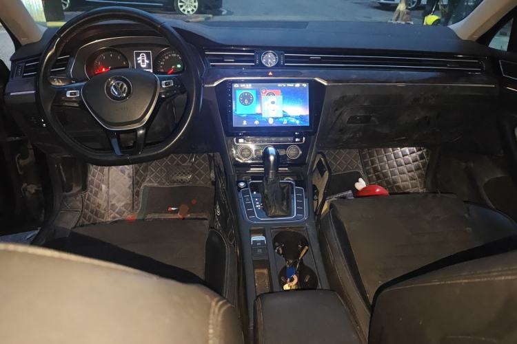 Used Volkswagen Magotan 2018 330TSI DSG Luxury Model Interior 2