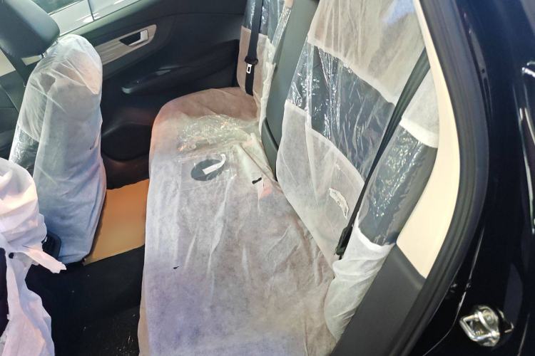 Used Hongqi E-QM5 2025 500km Range Commuter Version
