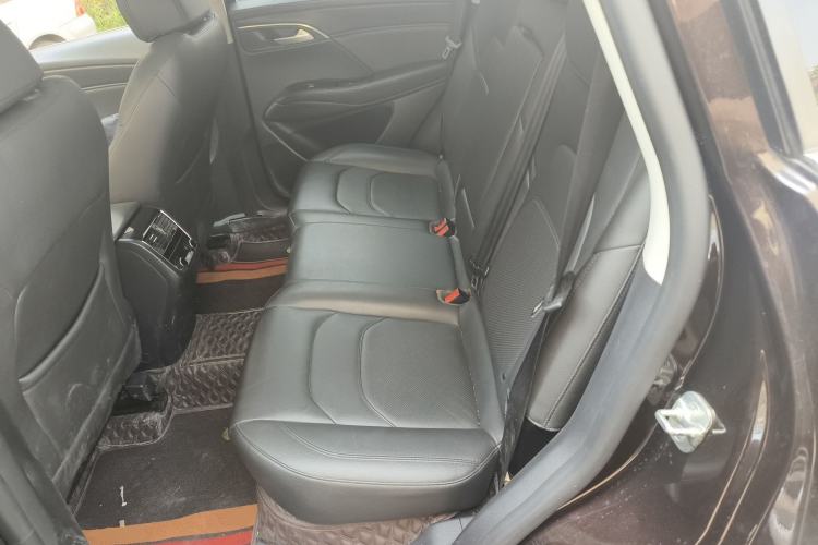 Used BORGWARD BX7 2018 28T Front-Wheel Drive Quality Enjoyment Version 5 Seats China VI Emission Standard
