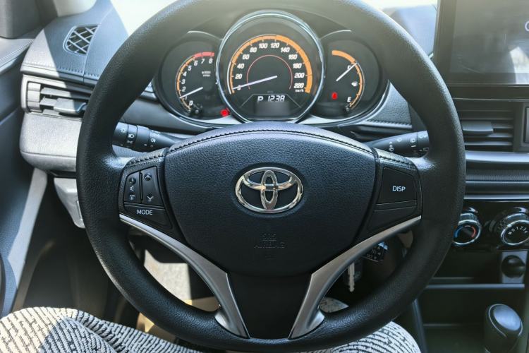 Used Toyota YARiS L Zhi Xuan 2022 1.5L CVT Leading PLUS Edition Interior 10