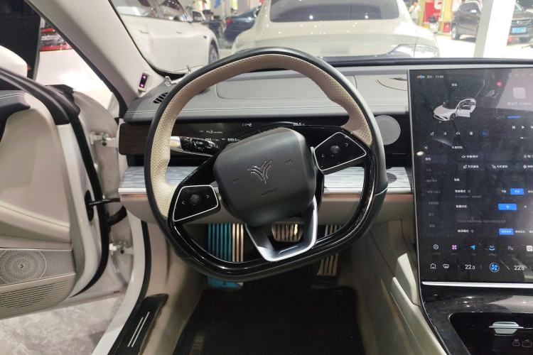 Used NETA S 2022 Extended-Range Version 1160 km Range Rear-Wheel-Drive Compact Edition