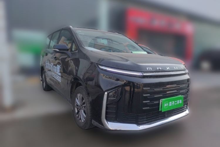 Used SAIC MAXUS G50 PHEV 2025 Leading Edition Front Right 45 Deg