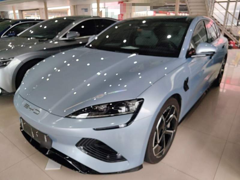 Used BYD Seal 2022 700 km Long-Range Rear-Wheel-Drive Version — 1