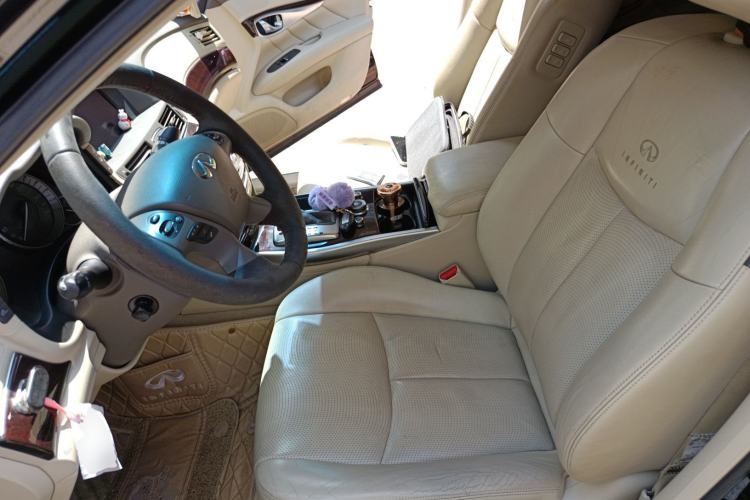 Used Infiniti M Series 2012 M25L Elegance Edition