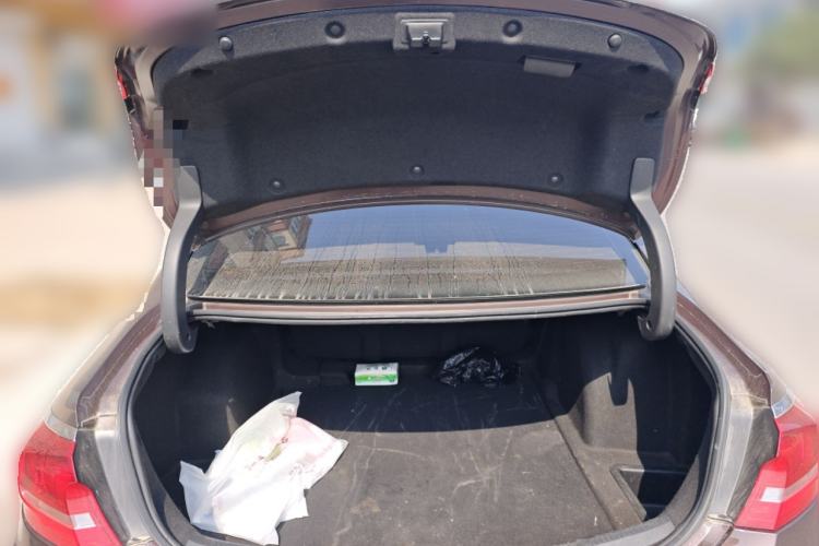 Used Buick LaCrosse 2018 28T Luxury Model
