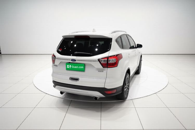 Used Ford Kuga 2017 EcoBoost 180 Two-Wheel-Drive Platinum Edition
