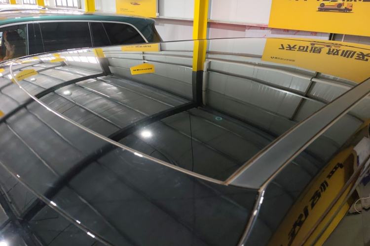 Used XPeng X9 2024 610 Long-Range Pro Roof