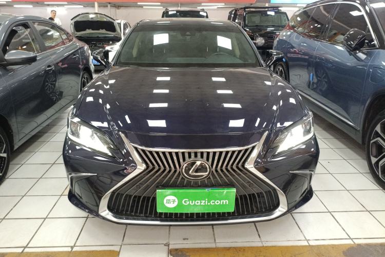 Used Lexus ES 2020 200 Excellence Edition