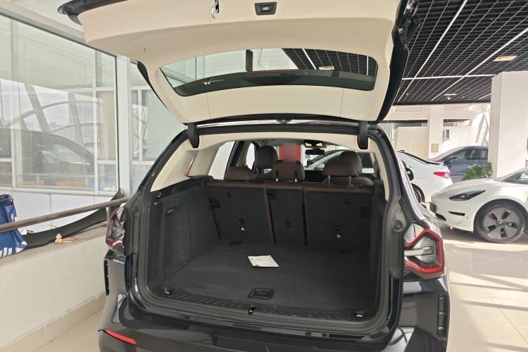 Used BMW iX3 2022 Leading Model
