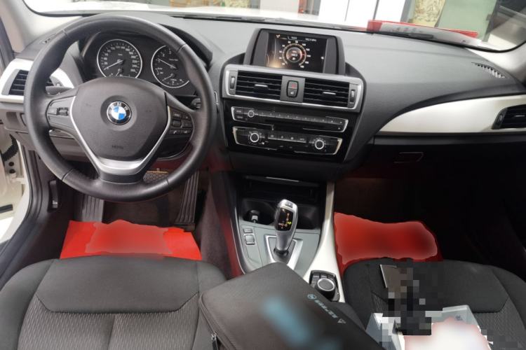 Used BMW 1 Series 2016 118i Urban Design Package Center Console
