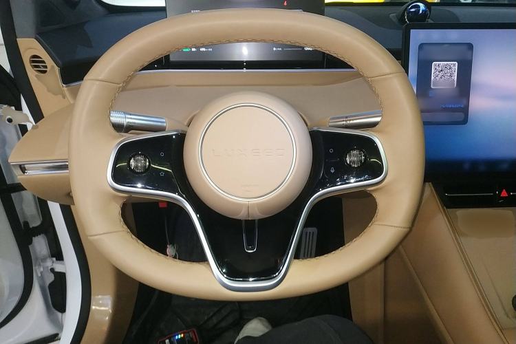 Used Hima Luxeed R7 2024 Pure Electric 667km Pro Steering Wheel