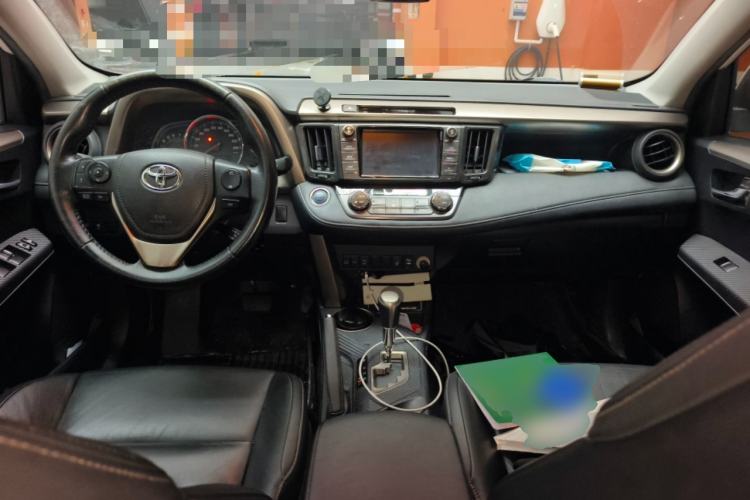 Used Toyota RAV4 2013 2.0L CVT Four-Wheel Drive New Edition