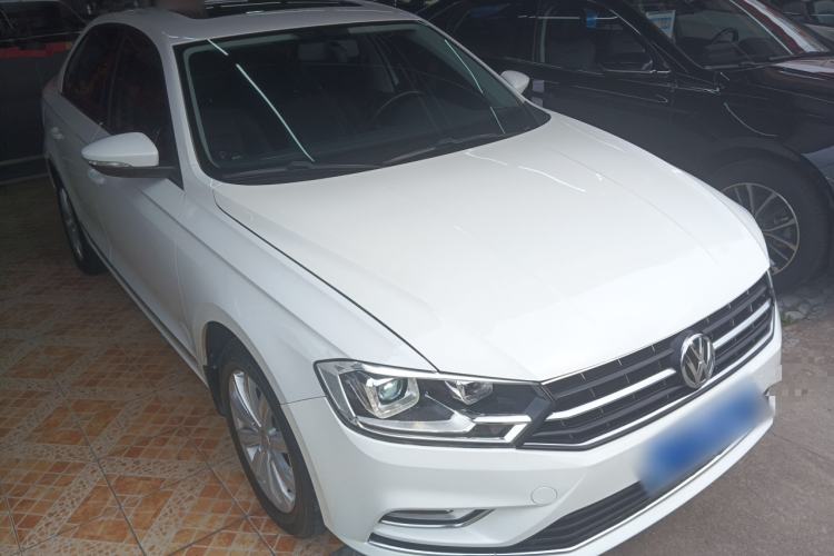 Used Volkswagen Bora 2018 1.5L Automatic Comfort Model Front Right 45 Deg