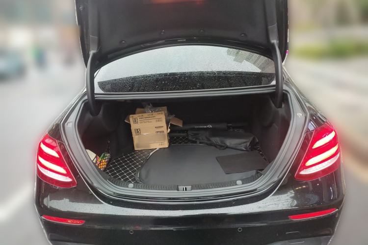 Used Mercedes-Benz E-Class 2016 E 200 L Sport Edition Trunk