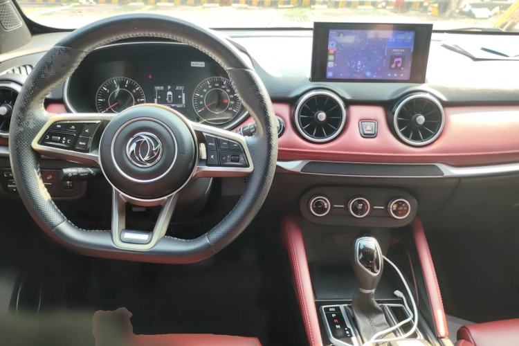 Used Dongfeng Fengon 500 2021 1.5L CVT Enjoyment Version Center Console