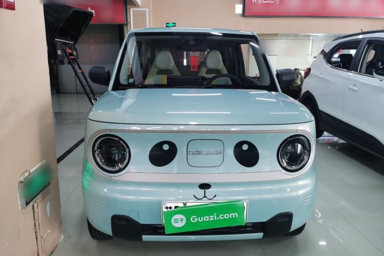 Used Geely Galaxy Panda 2023 Panda Mini 200km Endurance Bear
