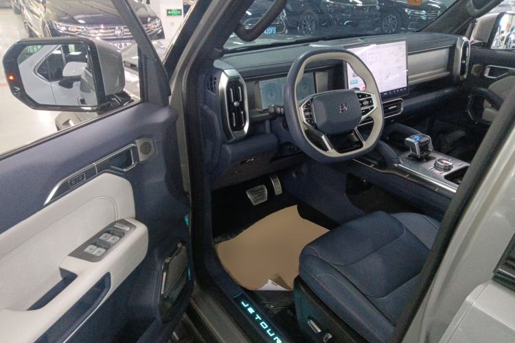 Used JETOUR Shanhai Traveler C-DM 2024 C-DM 208KM Mountain & Wilderness Edition Driver Seat