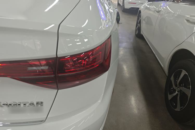 Used Volkswagen Sagitar 2020 280TSI DSG Luxury Version China VI Standard Right Rear Taillight