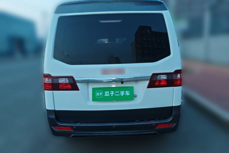 Used Jinbei Gold Hiace M Classic 2022 Panda Edition 1.5L Travel Lion Passenger Van 7 Seats