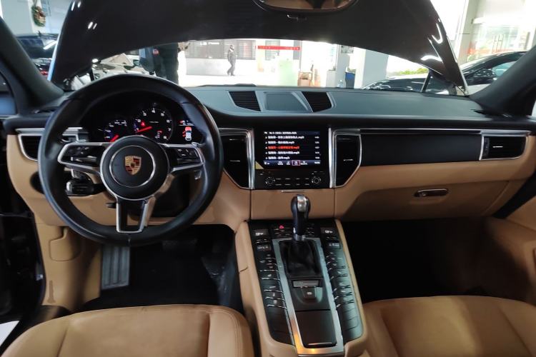 Used Porsche Macan 2017 Macan 2.0T
