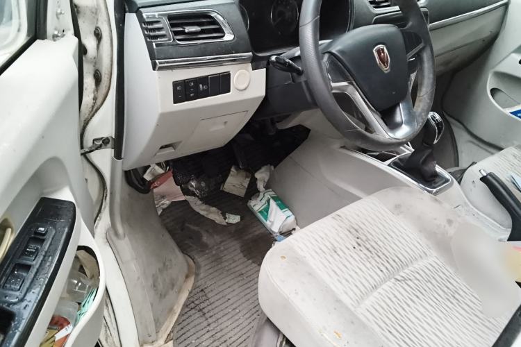 Used Jinbei New Hiace X30L 2018 1.5L Box Truck Wealth Edition DLCG14