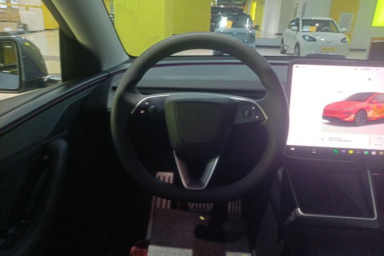 Used Tesla Model Y 2025 Long-Range All-Wheel Drive First Edition
