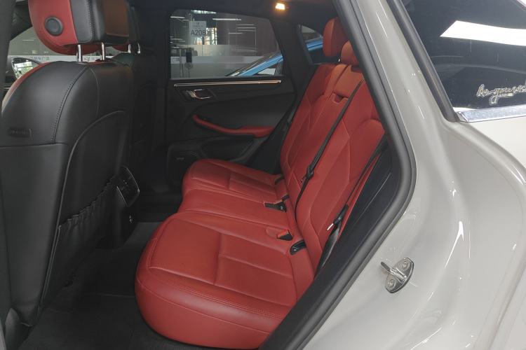 Used Porsche Macan 2021 Macan 2.0T
