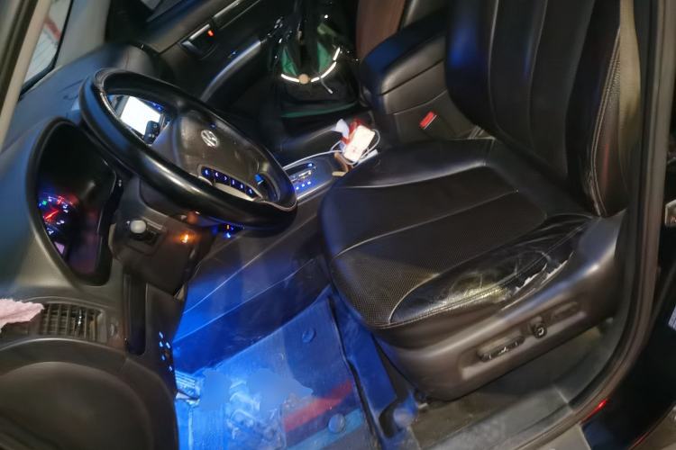 Used Hyundai Santa Fe Classic 2012 2.4 Comfort Edition 7-Seater Four-Wheel Drive