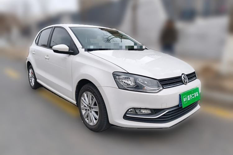 Used Volkswagen Polo 2014 1.4L Automatic Comfort Edition Front Right 45 Deg