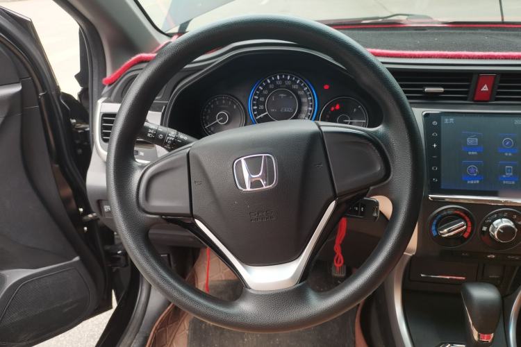 Used Honda Crider 2015 1.8L automatic comfort version
