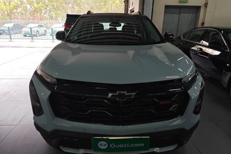 Used Chevrolet Equinox Plus 2024 102km RS Ultimate Edition Front