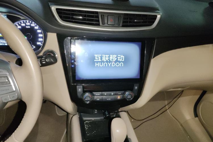 Used Nissan X-Trail 2015 2.0L CVT Comfort MAX Edition 2WD