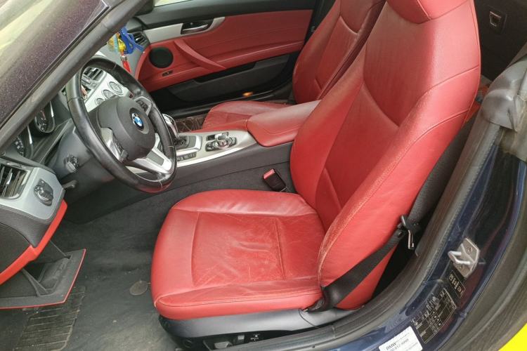 Used BMW Z4 2013 sDrive20i Leading Model
