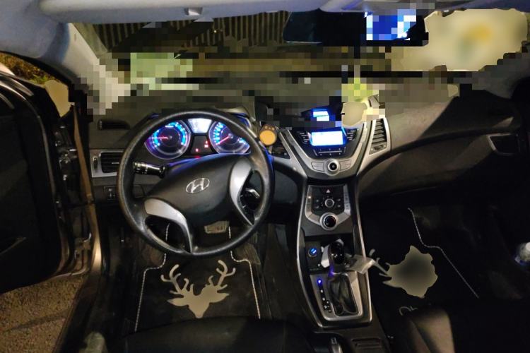 Used Hyundai Elantra (5th Generation / Langdong) 2012 1.6L Automatic Fashion Edition