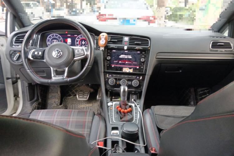 Used Volkswagen Golf GTI 2018 2.0 TSI GTI
