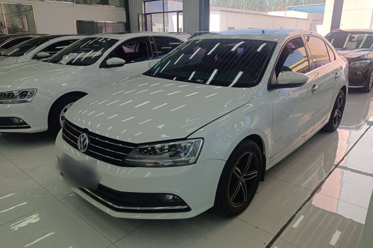 Used Volkswagen Sagitar 2015 1.6L Automatic Comfort Model