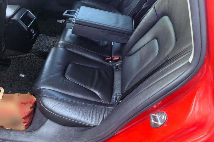 Used Audi A4L 2012 2.0 TFSI automatic Comfort trim level