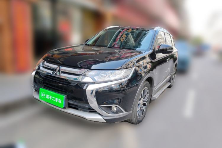 Used Mitsubishi Outlander 2018 2.0L Two-Wheel Drive Glory Edition 5 Seats