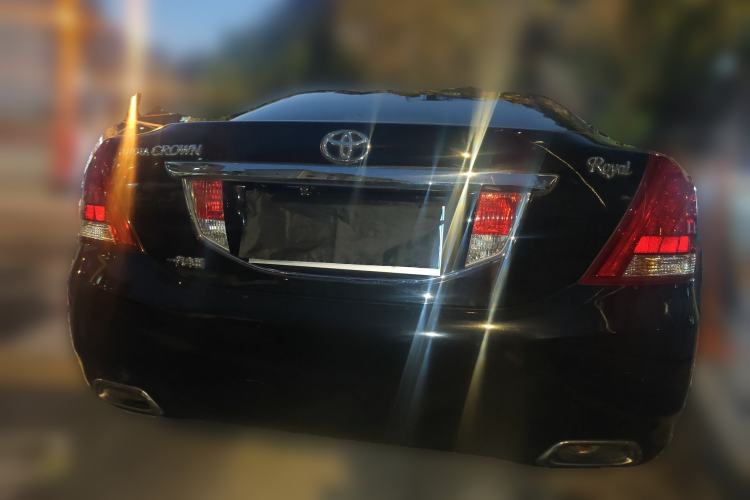 Used Toyota Crown 2010 2.5L Royal Leather Sunroof Edition