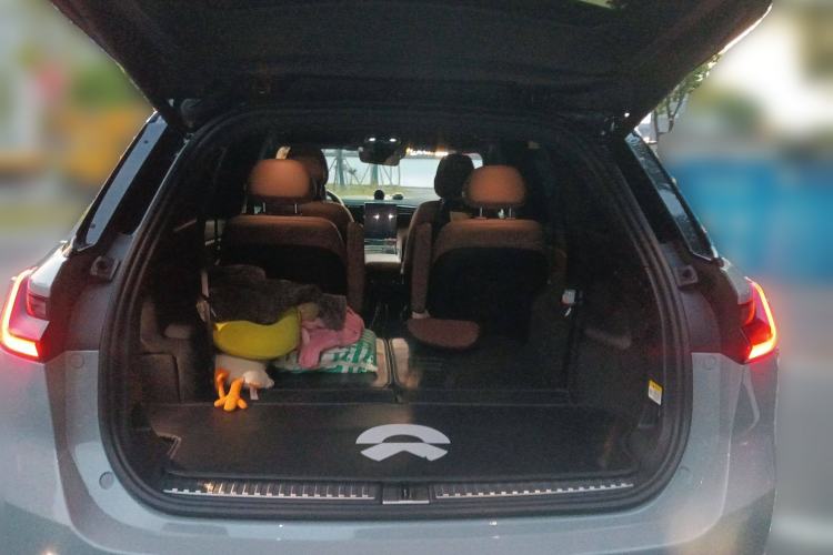 Used Nio ES8 2022 100 kWh Six-Seater Version Trunk