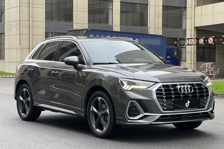 Used Audi Q3 2019 40 TFSI Fashion Dynamic Model