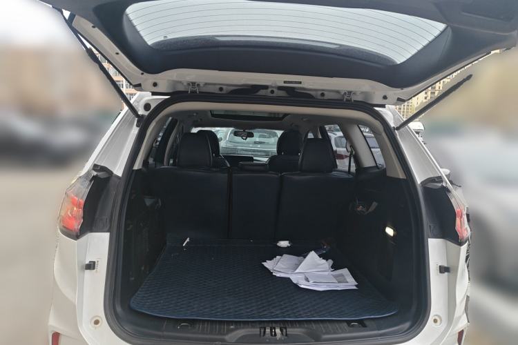 Used Ford Edge 2021 PLUS EcoBoost 245 Two-Wheel-Drive Platinum Edition 5 Seats
