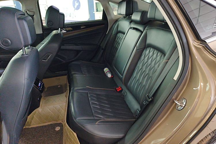 Used Volkswagen Passat 2020 330TSI Prestige Edition China VI Standard Left Rear Seat