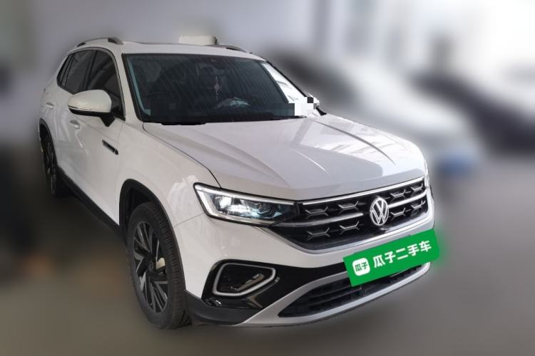 Used Volkswagen Tayron 2023 280TSI Two-Wheel-Drive Luxury Plus Advanced Version Front Right 45 Deg