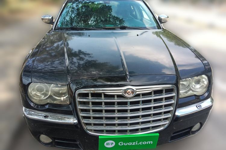 Used Chrysler 300C 2006 2.7L Luxury Edition